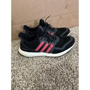 Adidas UltraBoost-women's Black/red Torsion System Athletic Shoes sz 9